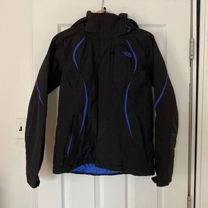 The North Face women’s black insulated ski jacket
